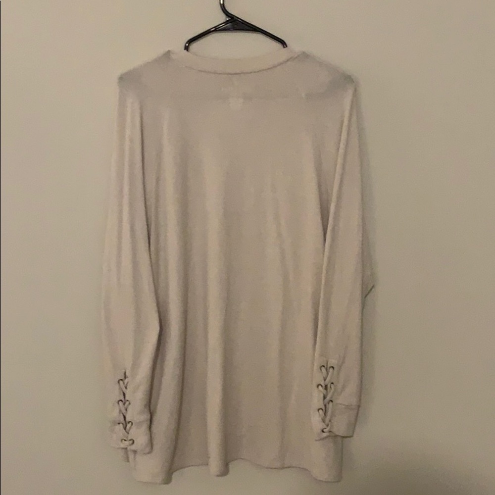 Cardigan top - Picture 2 of 2
